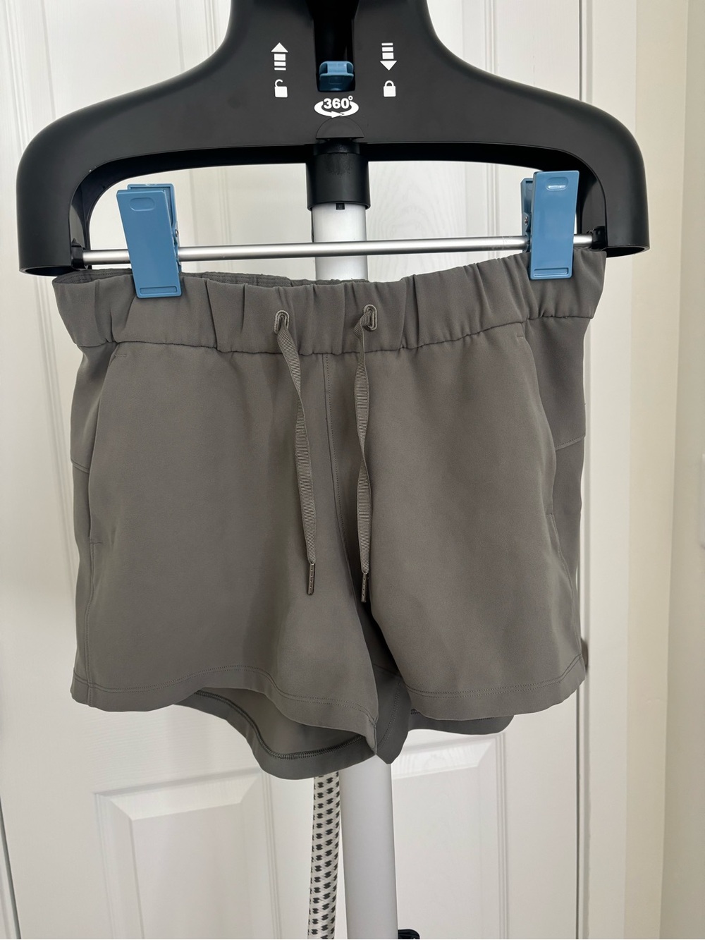Lululemon Women’s Olive Green Drawstring Active Shorts